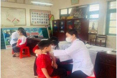 KẾT QUẢ TIÊM VẮC XIN UỐN VÁN-BẠCH HẦU HS LỚP 2